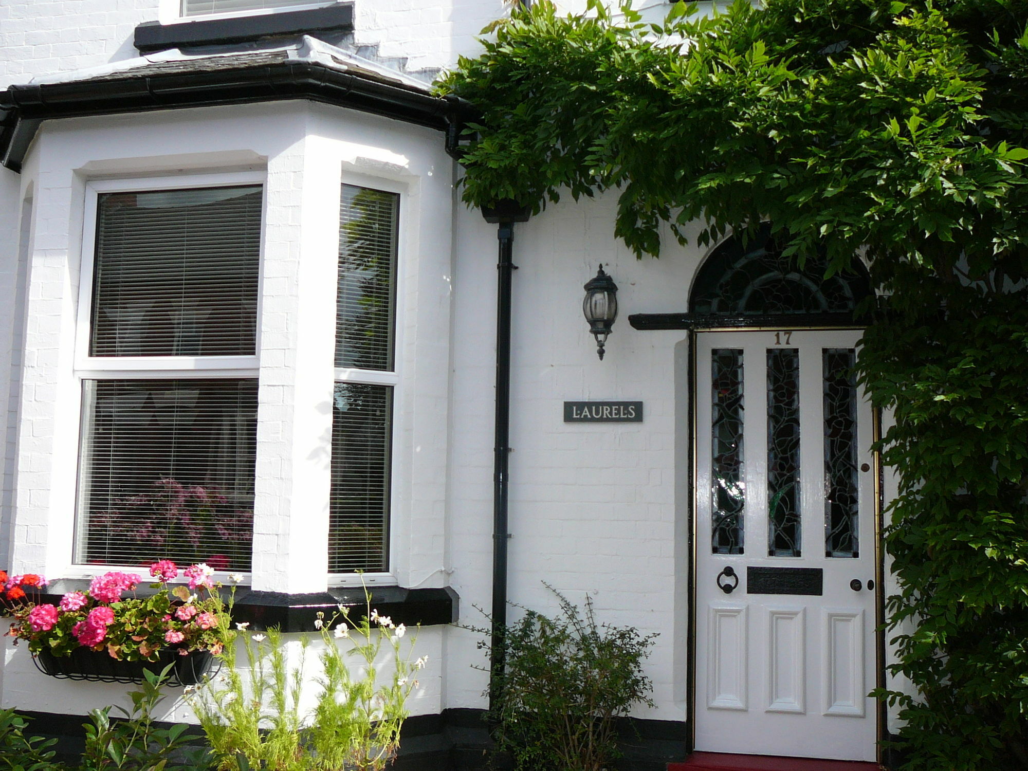 Laurels Bed and Breakfast Oswestry Exteriör bild